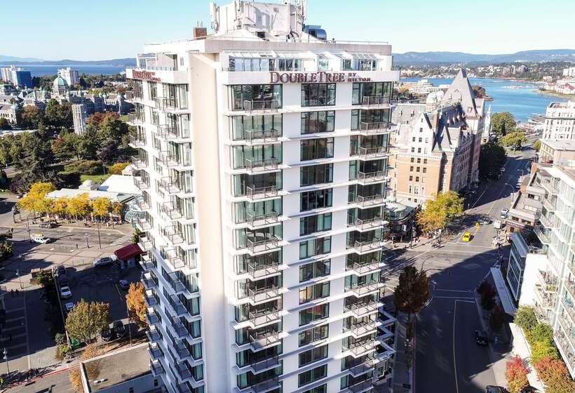 Doubletree By Hilton Hotel & Suites Victoria