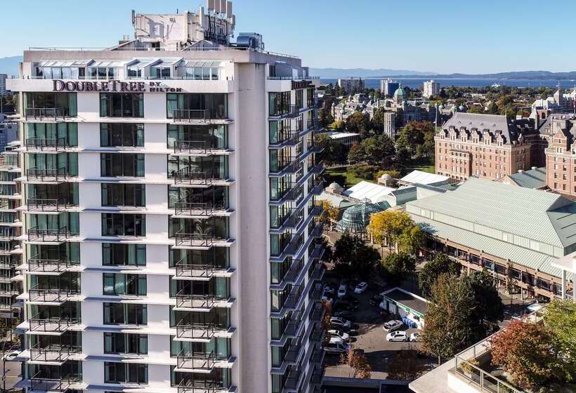 Doubletree By Hilton Hotel & Suites Victoria