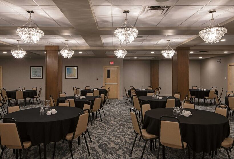 Doubletree By Hilton Hotel Kamloops