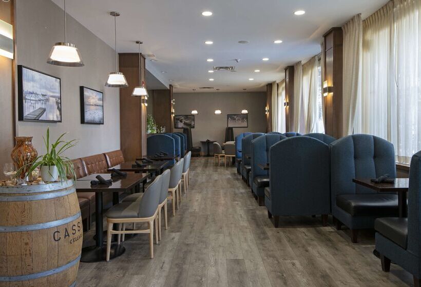 Doubletree By Hilton Hotel Kamloops