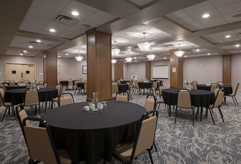 Doubletree By Hilton Hotel Kamloops