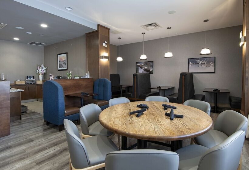 Doubletree By Hilton Hotel Kamloops