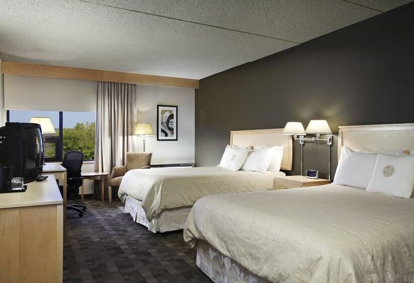 酒店 Doubletree By Hilton Kingston