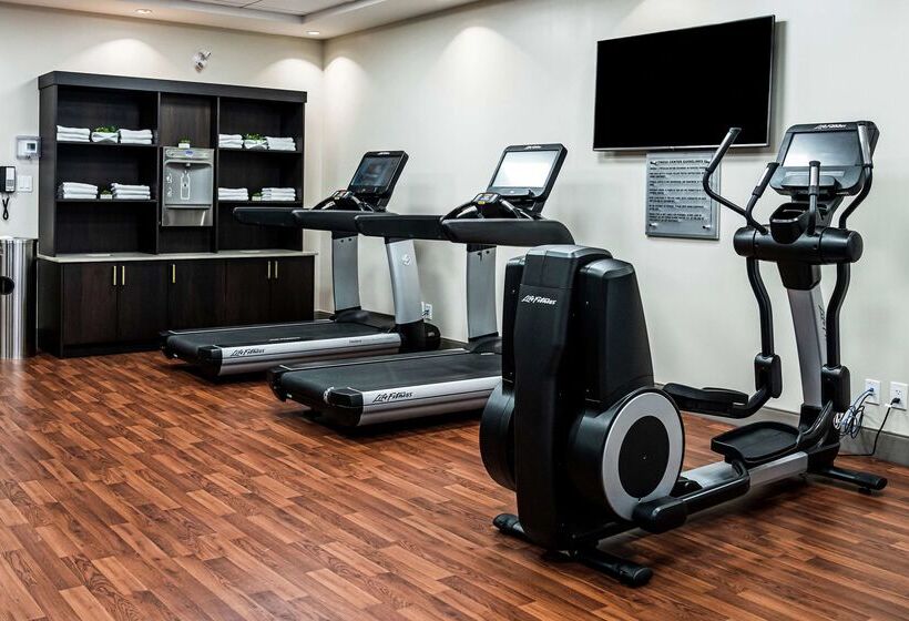 فندق Doubletree By Hilton Kitchener