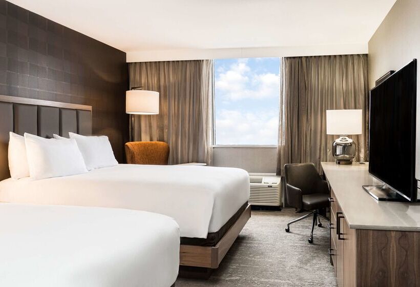 فندق Doubletree By Hilton Kitchener