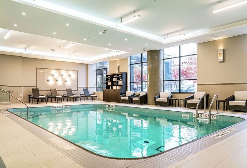 فندق Doubletree By Hilton Kitchener