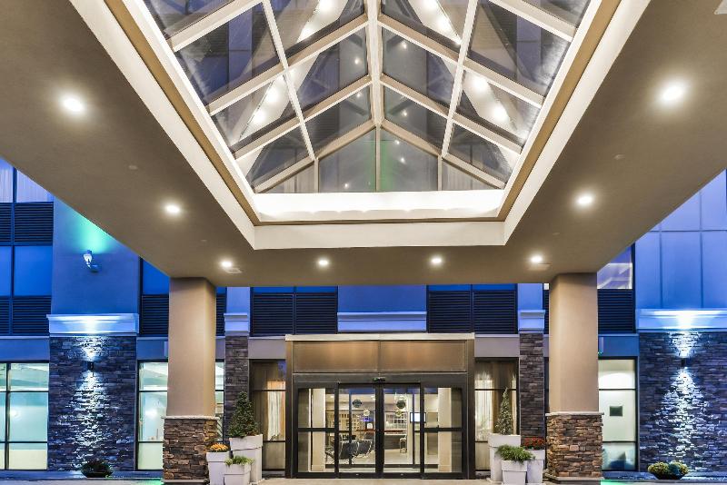 هتل Doubletree By Hilton Kitchener