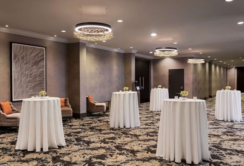 호텔 Doubletree By Hilton Pointe Claire Montreal Airport West