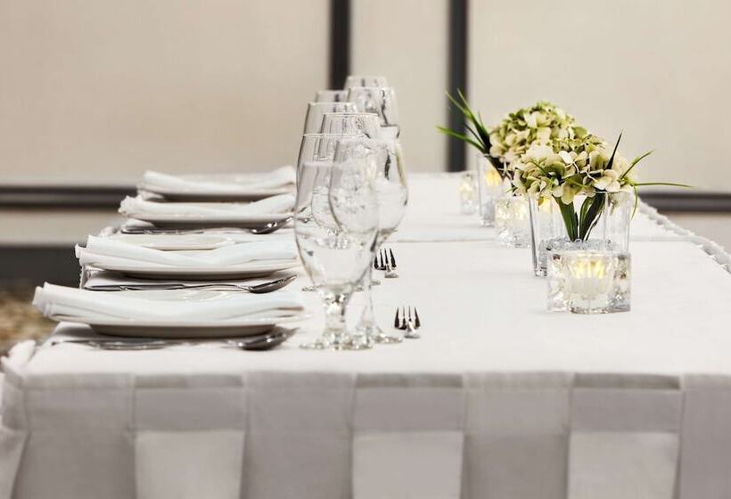 호텔 Doubletree By Hilton Pointe Claire Montreal Airport West