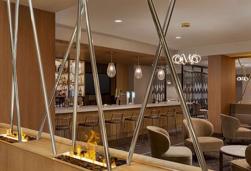 호텔 Doubletree By Hilton Pointe Claire Montreal Airport West