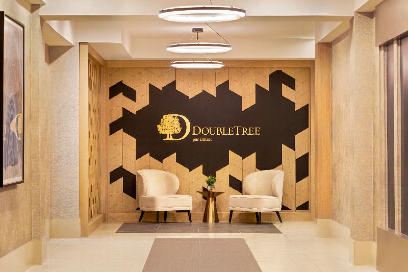 호텔 Doubletree By Hilton Pointe Claire Montreal Airport West