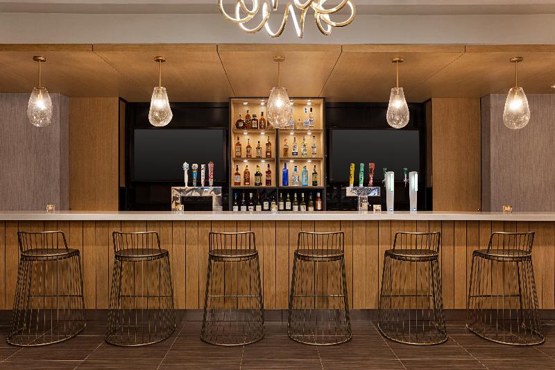 호텔 Doubletree By Hilton Pointe Claire Montreal Airport West