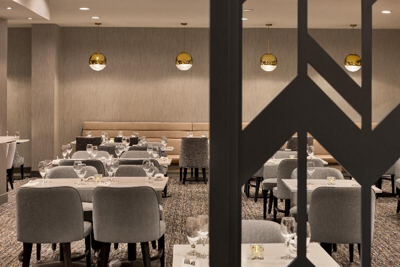 호텔 Doubletree By Hilton Pointe Claire Montreal Airport West