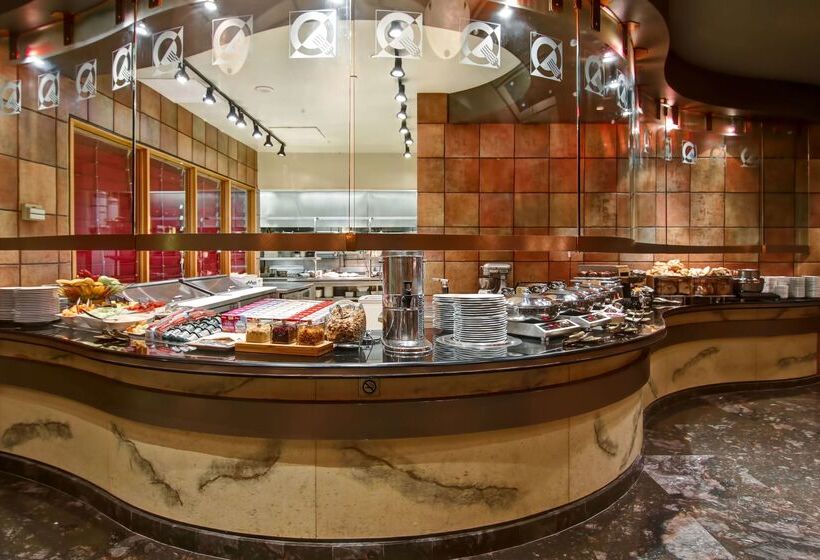 Doubletree By Hilton Hotel Toronto Downtown