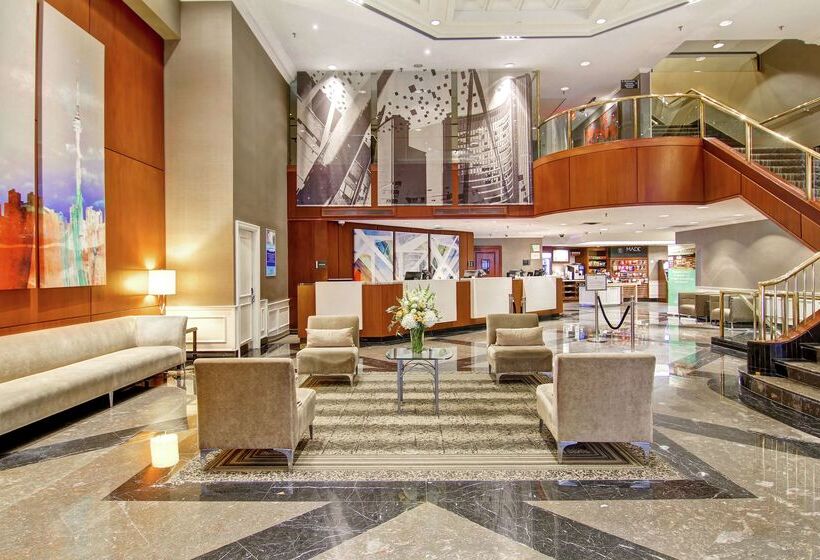 Doubletree By Hilton Hotel Toronto Downtown