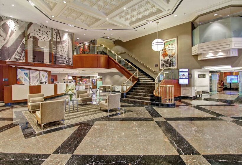 Doubletree By Hilton Hotel Toronto Downtown