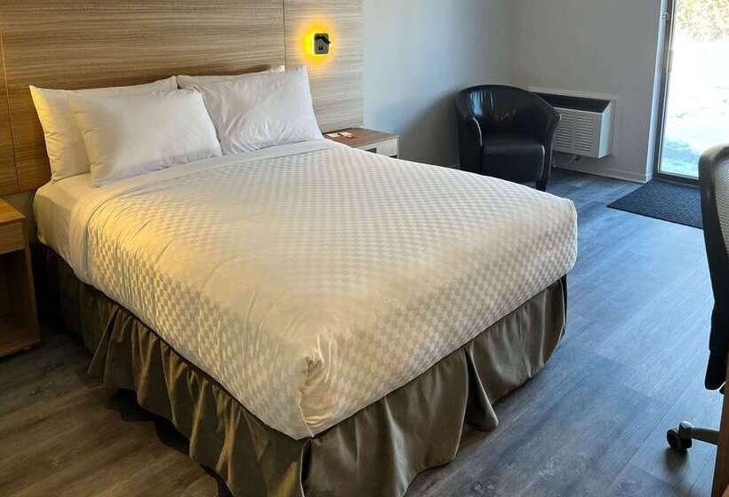 فندق Econo Lodge Airport Quebec