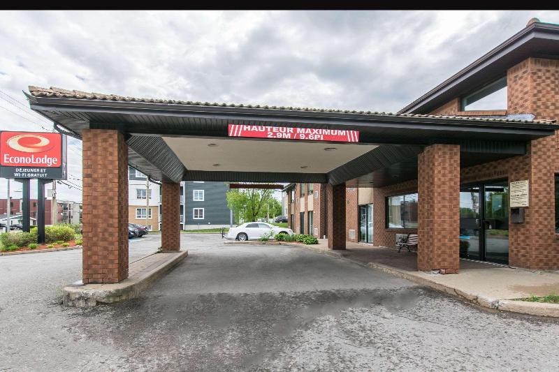 בית מלון כפרי Econo Lodge Airport Quebec