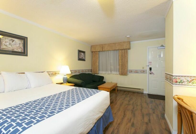 فندق Econo Lodge Kelowna
