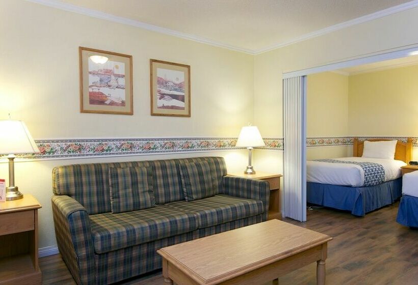 فندق Econo Lodge Kelowna