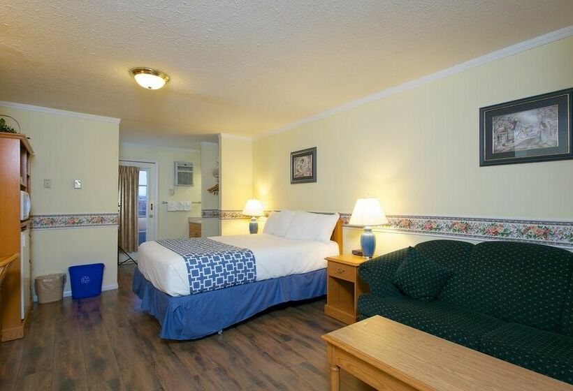 فندق Econo Lodge Kelowna