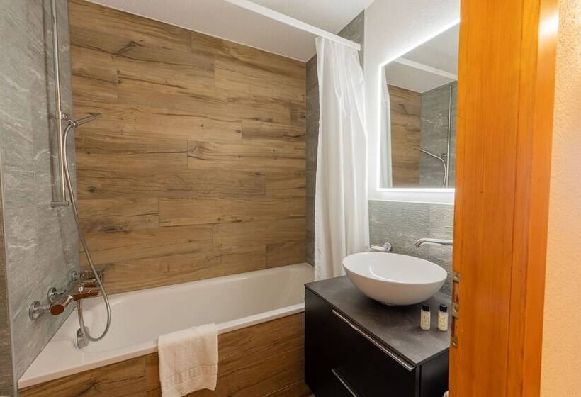 בית מלון כפרי Eden Resort Anzere