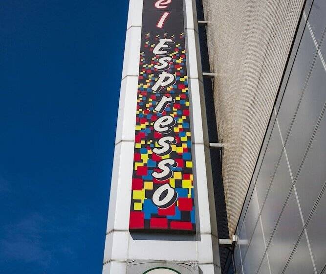 Отель Espresso Montreal Centre Ville / Downtown