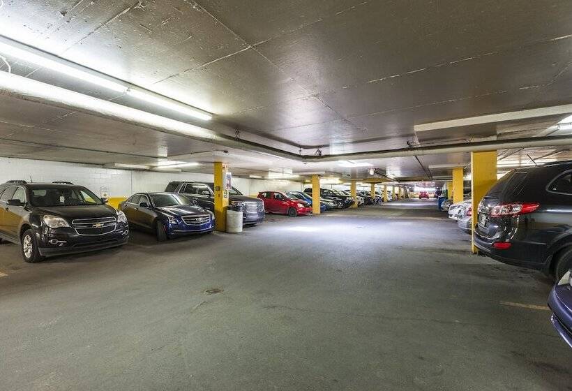 Отель Espresso Montreal Centre Ville / Downtown