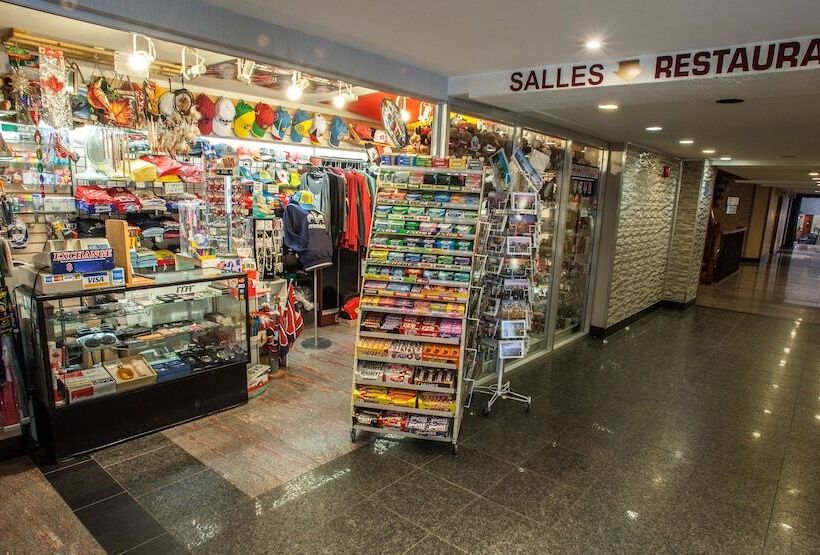 Отель Espresso Montreal Centre Ville / Downtown