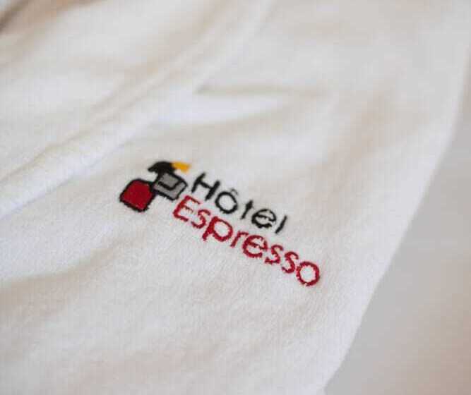 Отель Espresso Montreal Centre Ville / Downtown