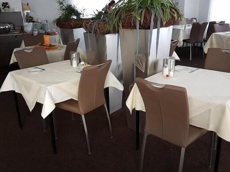 בית מלון כפרי Europe Brig