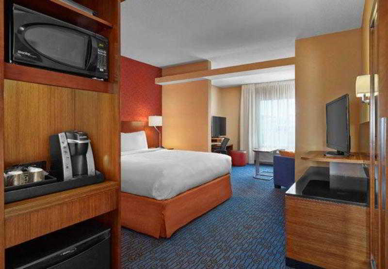 Отель Fairfield Inn & Suites By Marriott St. John S Newfoundland