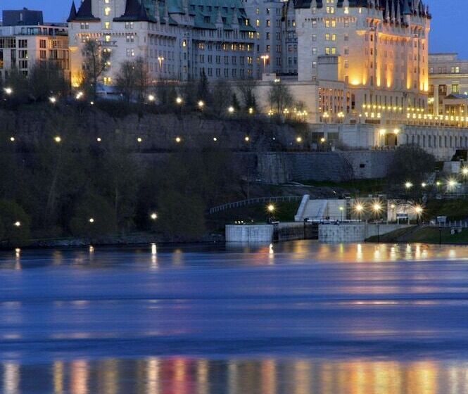 فندق Fairmont Château Laurier