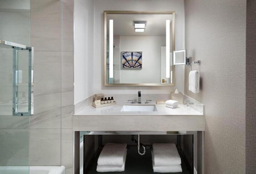 ホテル Fairmont Empress