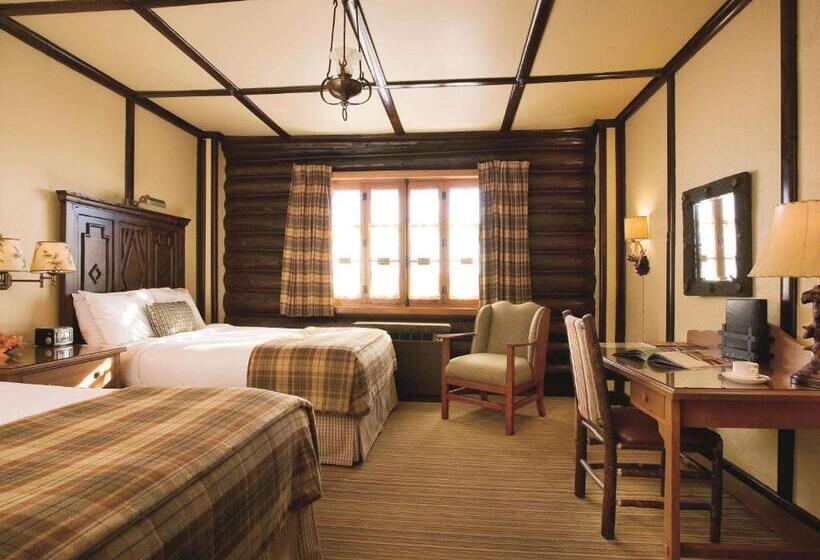 فندق Fairmont Le Chateau Montebello