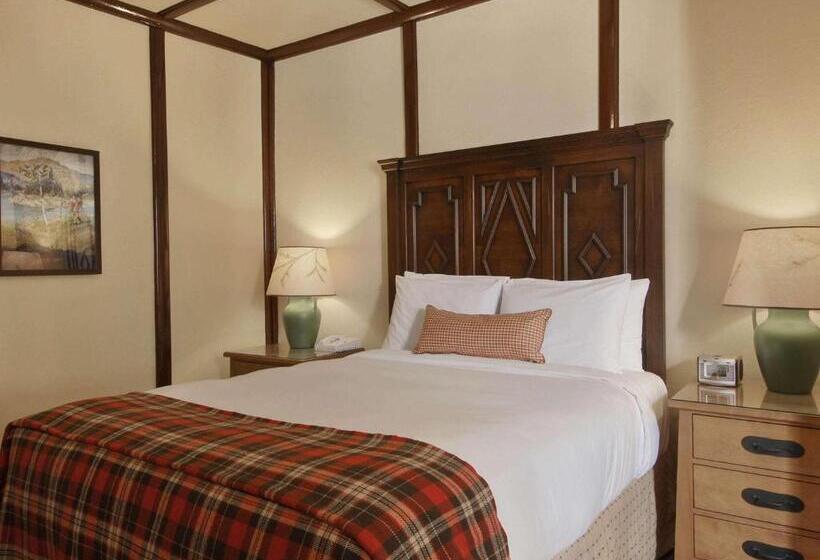 호텔 Fairmont Le Chateau Montebello