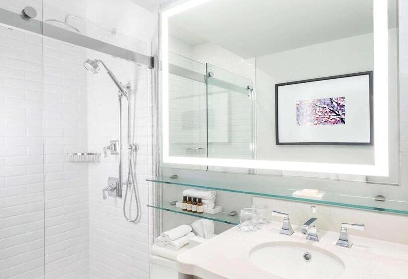 فندق Fairmont Le Chateau Montebello