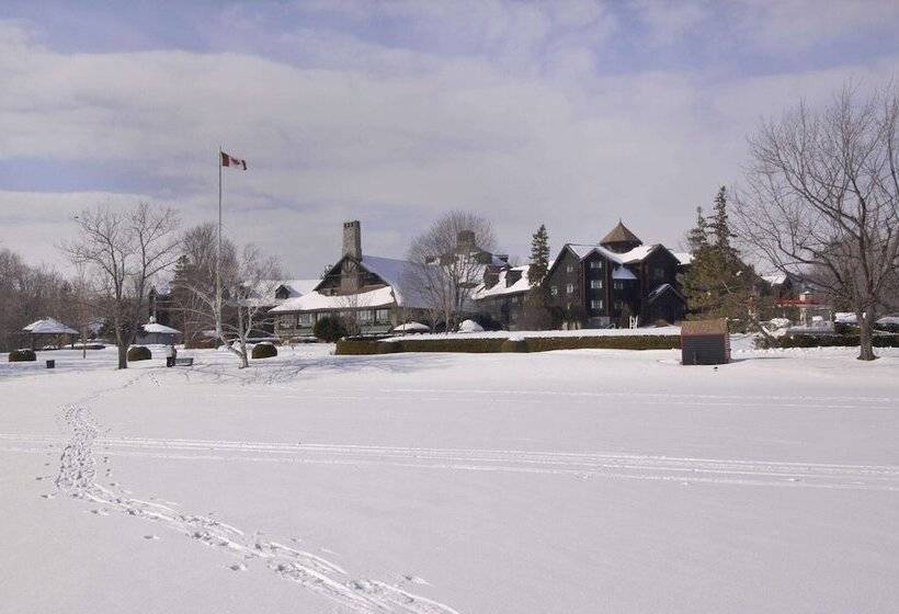 فندق Fairmont Le Chateau Montebello