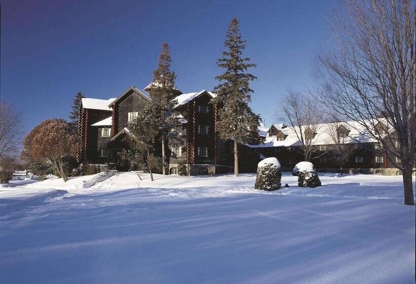호텔 Fairmont Le Chateau Montebello