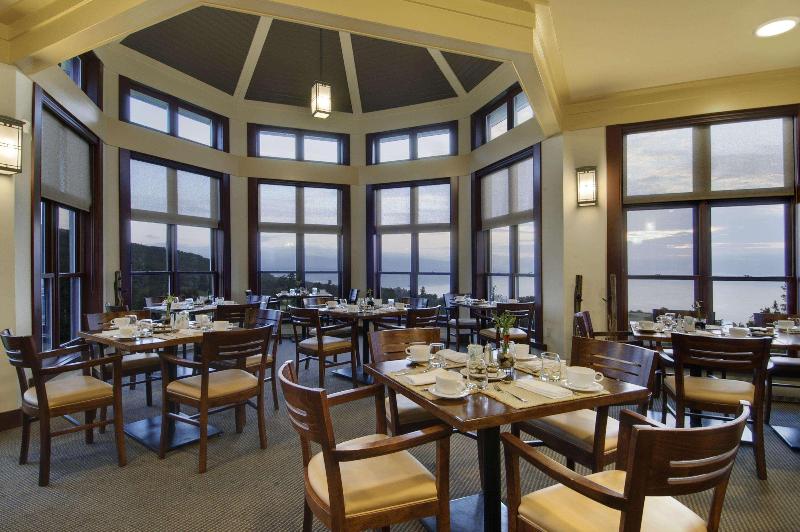 هتل Fairmont Le Manoir Richelieu