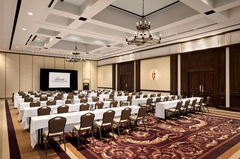 ホテル Fairmont Le Manoir Richelieu