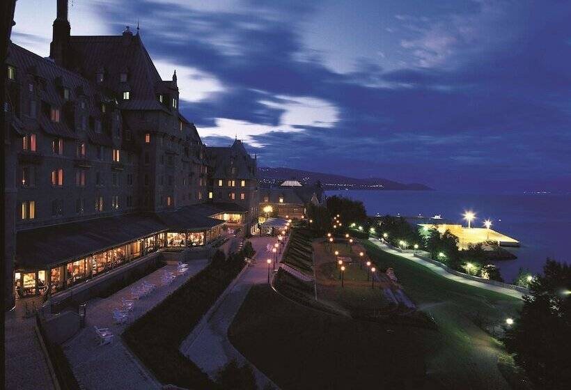 ホテル Fairmont Le Manoir Richelieu