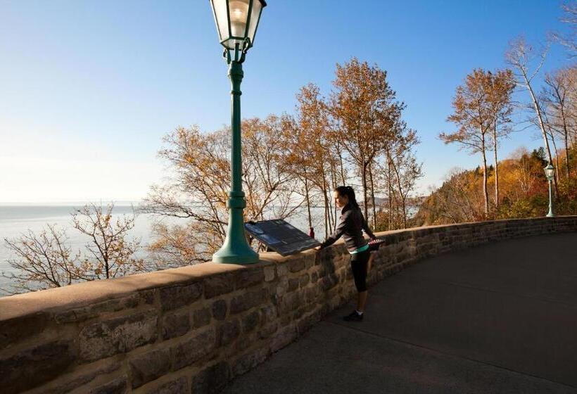 ホテル Fairmont Le Manoir Richelieu