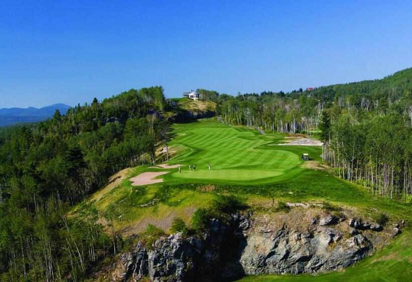 ホテル Fairmont Le Manoir Richelieu