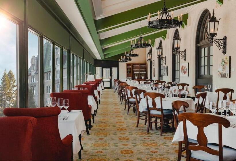ホテル Fairmont Le Manoir Richelieu