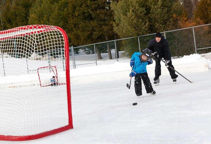 Отель Fairmont Le Manoir Richelieu