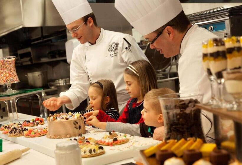 ホテル Fairmont Le Manoir Richelieu