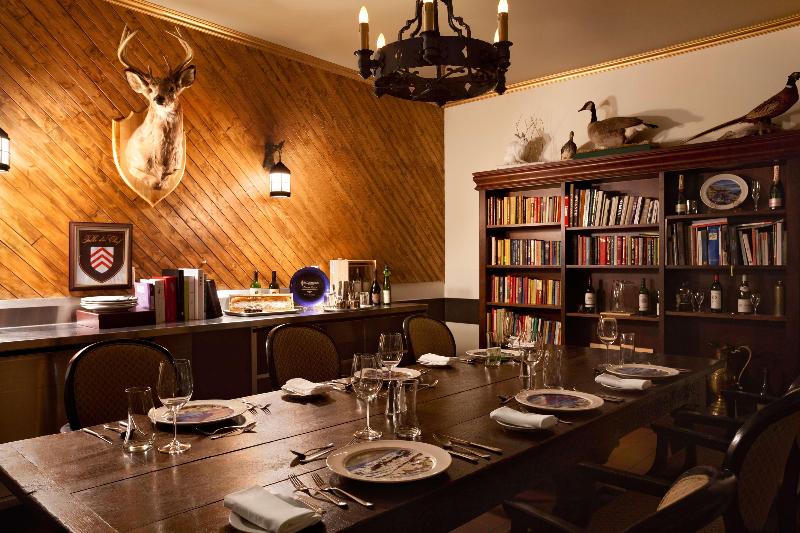 ホテル Fairmont Le Manoir Richelieu