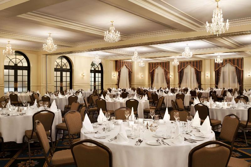 ホテル Fairmont Le Manoir Richelieu