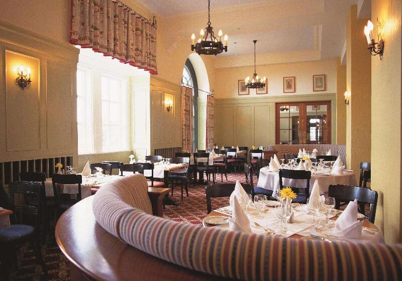 Отель Fairmont Le Manoir Richelieu